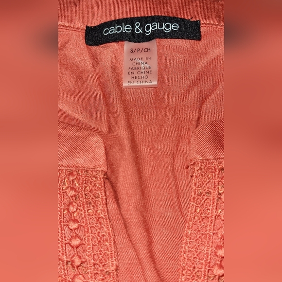 Cable & Gauge Womens Boho Crochet W/Lace Sleeveless HalterTop Sz. SM - Picture 3 of 4